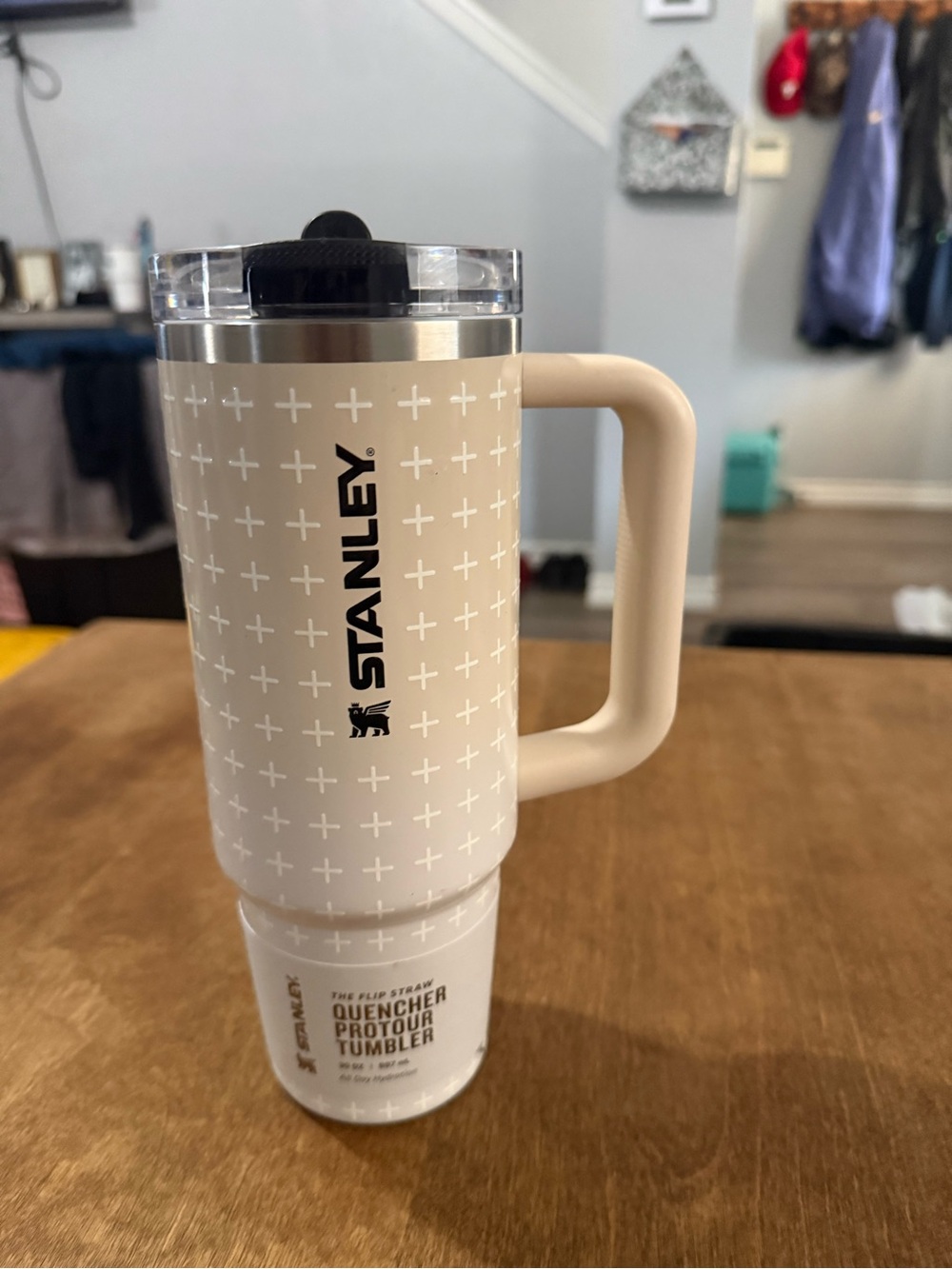 Mug bottom with label